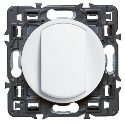 Переключатель промежуточный одноклавишный Legrand Celiane белый