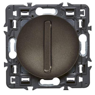 Переключатель одноклавишный без фиксации (кнопка) тонкий Legrand Celiane графит