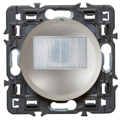 Датчик движения с нейтралью без функции ручного управления 2000Вт Legrand Celiane титан