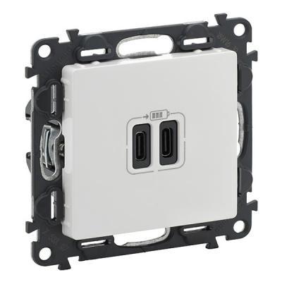 Зарядное устройство с двумя USB type C разъемами Legrand Valena Life белый