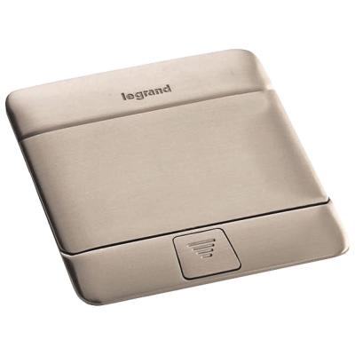 Выдвижной розеточный блок на 3 модуля Legrand DLP IP40 нержавеющая сталь