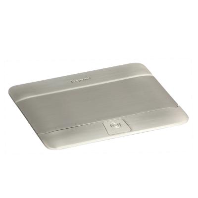 Выдвижной розеточный блок на 4 модуля с монтажным комплектом Legrand DLP IP40 нержавеющая сталь