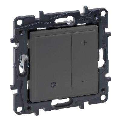 Светорегулятор кнопочный без нейтрали Legrand Niloe Step сталь