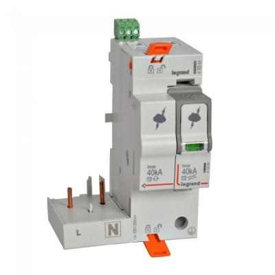 Устройство защиты от импульсных перенапряжений стыкуемое с автоматическим выключателем Legrand 1P+N T2 I макс. 40 кA/полюс
