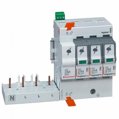 Устройство защиты от импульсных перенапряжений стыкуемое с автоматическим выключателем Legrand 3P+N T2 I макс. 20 кA/полюс