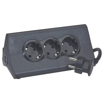 Удлинитель с держателем планшета и выключателем с 3 розетками с заземлением 16 А и 2 разъемами USB тип A с кабелем 1,5 м Legrand Черный