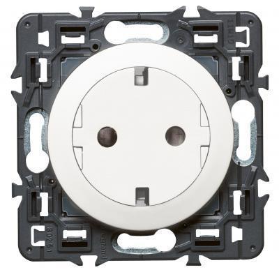 Розетка с заземлением и защитными шторками с плоской лицевой панелью безвинтовые зажимы Legrand Celiane белый